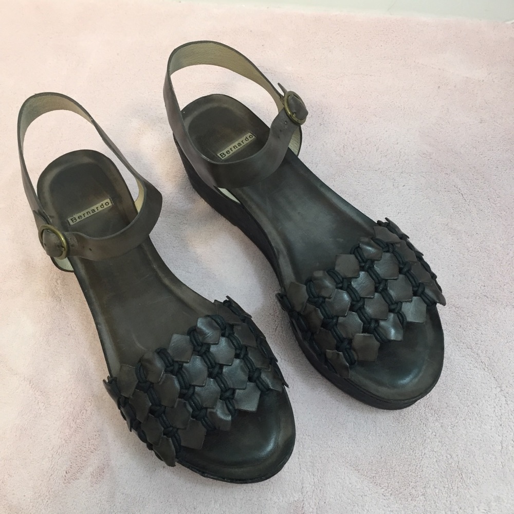 Bernardo Made In Brazil Wedge Sandals Size 9M